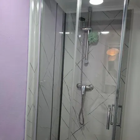 House Garden Vakantiehuis *