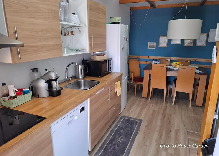 Feriehus House Garden