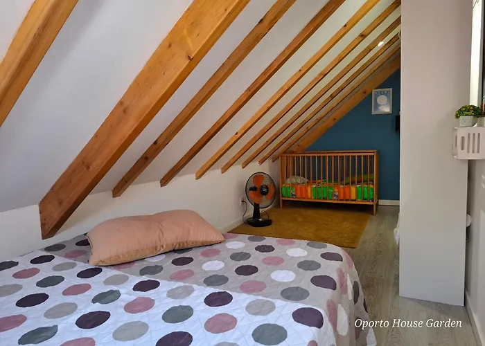 House Garden Ferienhaus Porto