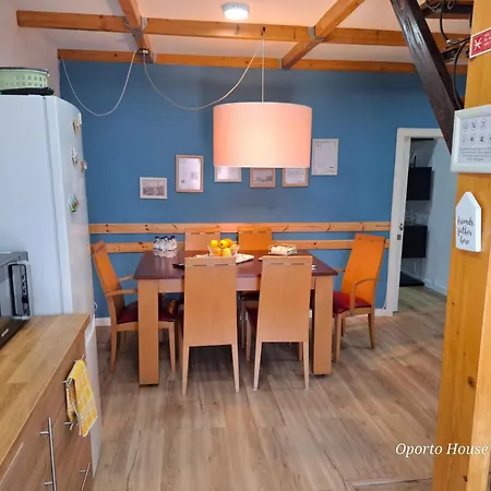 Сasa de vacaciones House Garden *