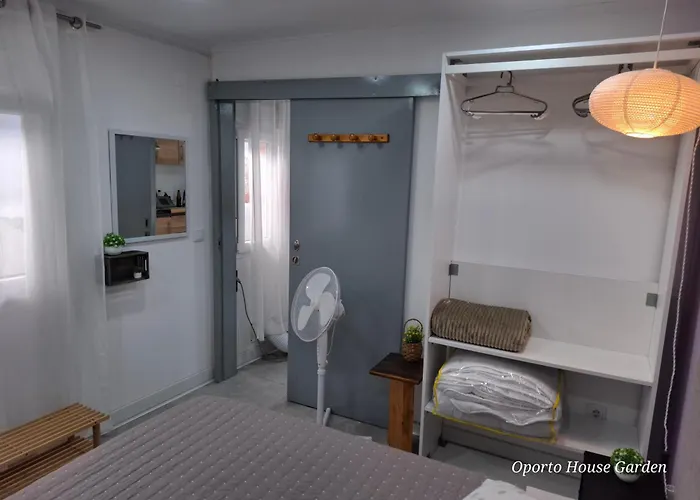 Casa vacanze House Garden Oporto