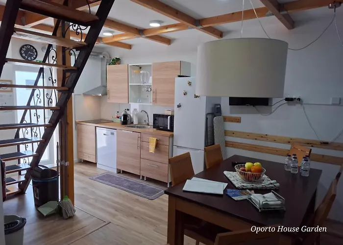 Casa vacanze House Garden Oporto