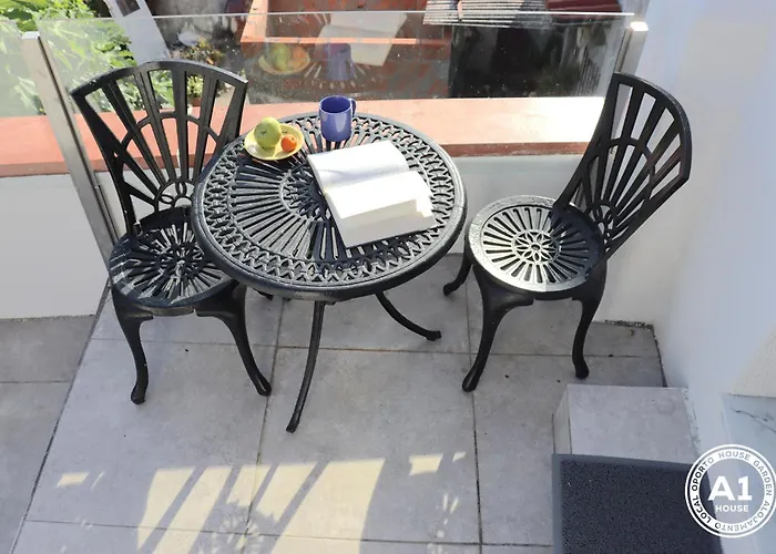 House Garden 別荘 *